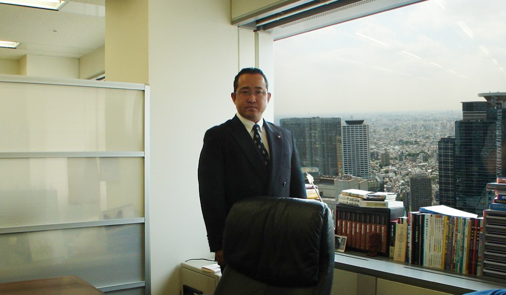 代表取締役　金井謙